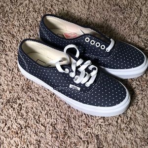 Sz 7 vans Never worn